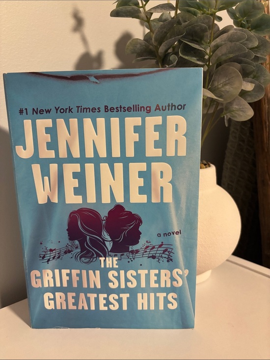 Other - Jennifer Weiner — The Griffin Sisters' Greatest Hits (Blue Paperback)
